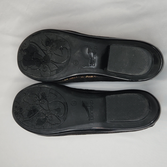 Dansko Olena Metallic Slip On Button Loafer, Copper Leather, 40 - Picture 8 of 10